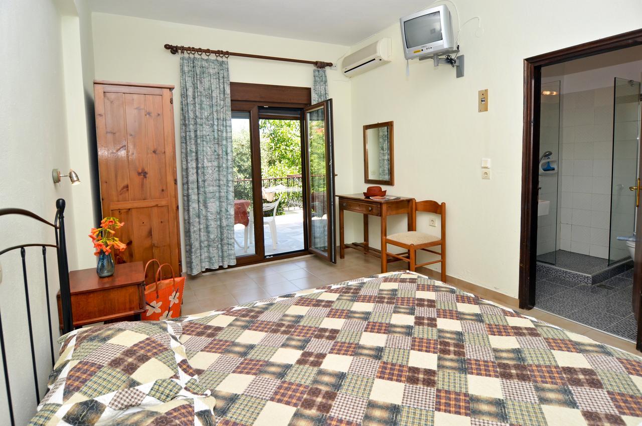 Pension Aldebaran Hotel Potos Exterior foto